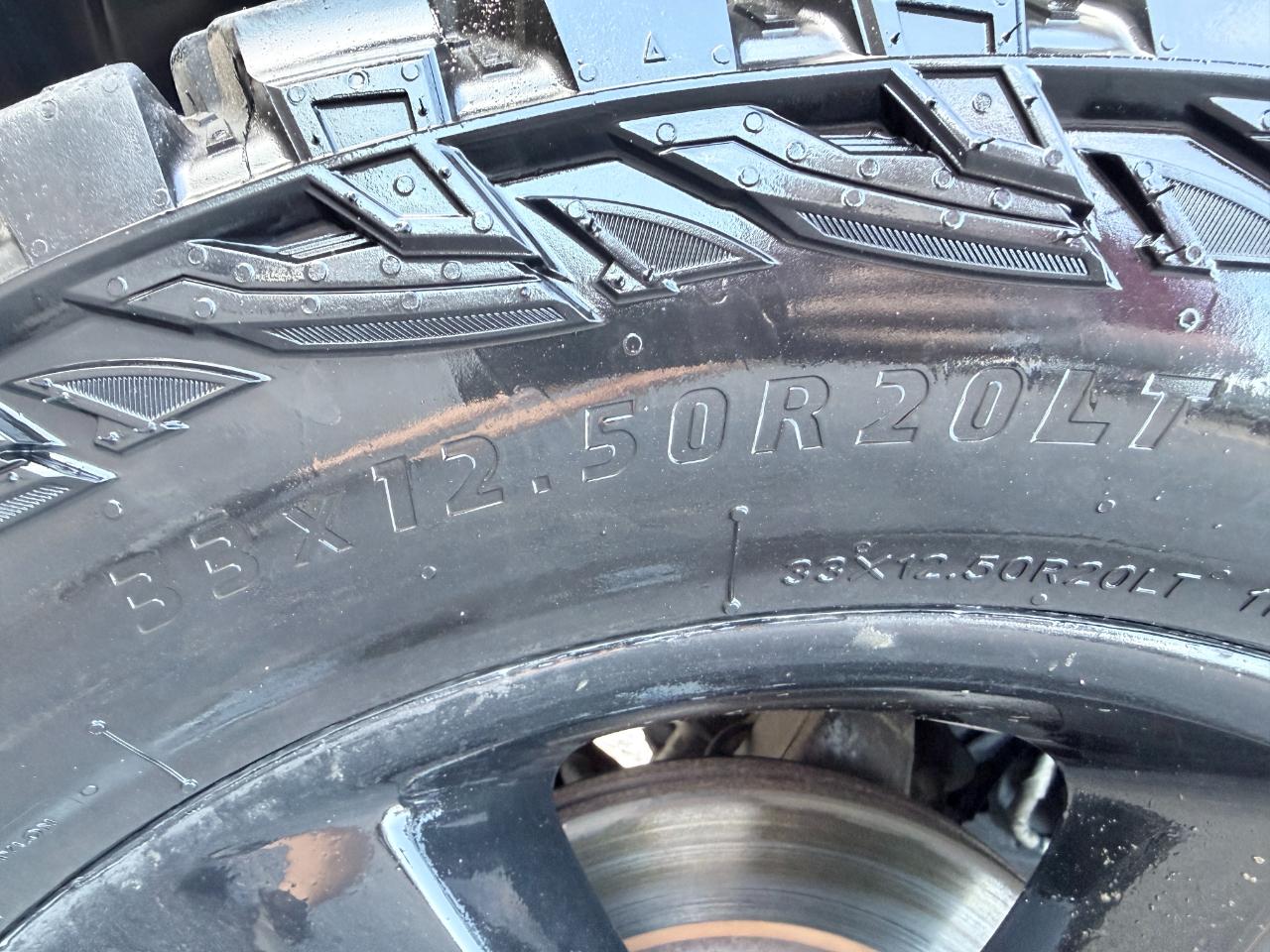 RAM 1500 Classic SLT 4x2 Crew Cab 6'4" Box 2020