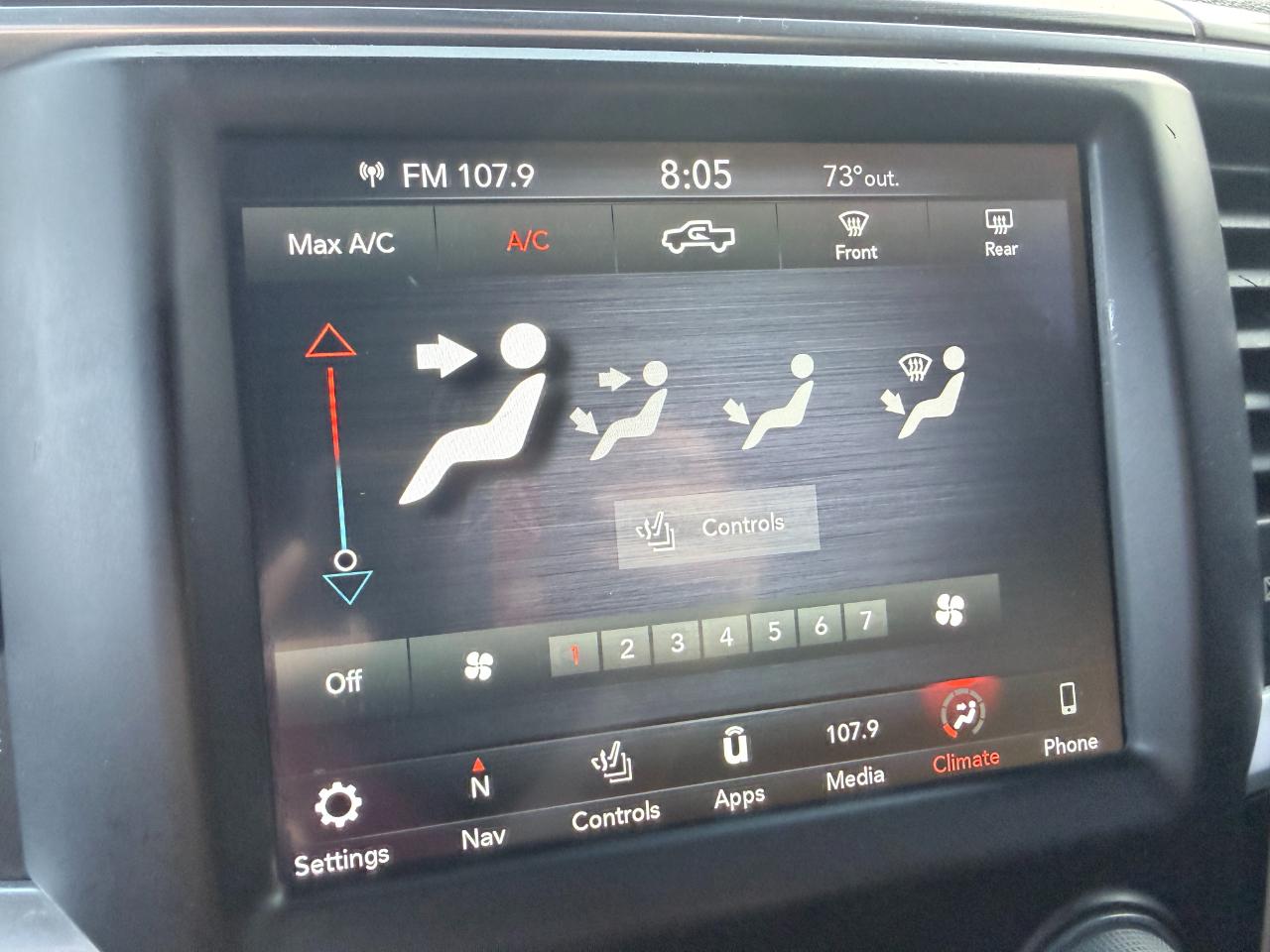 RAM 1500 Classic SLT 4x2 Crew Cab 6'4" Box 2020