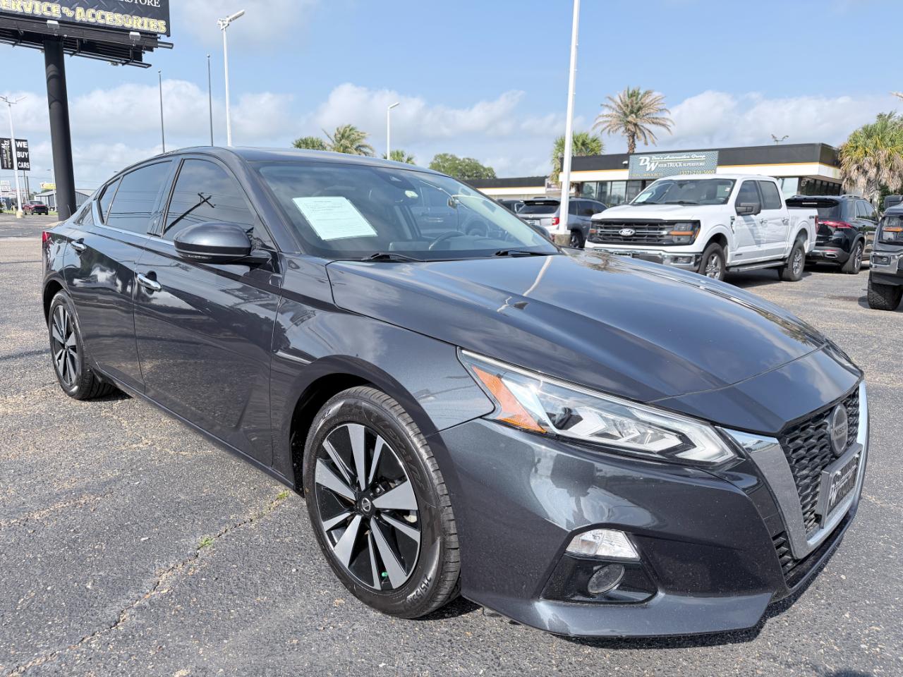 Nissan Altima 2.5 SV Sedan 2019