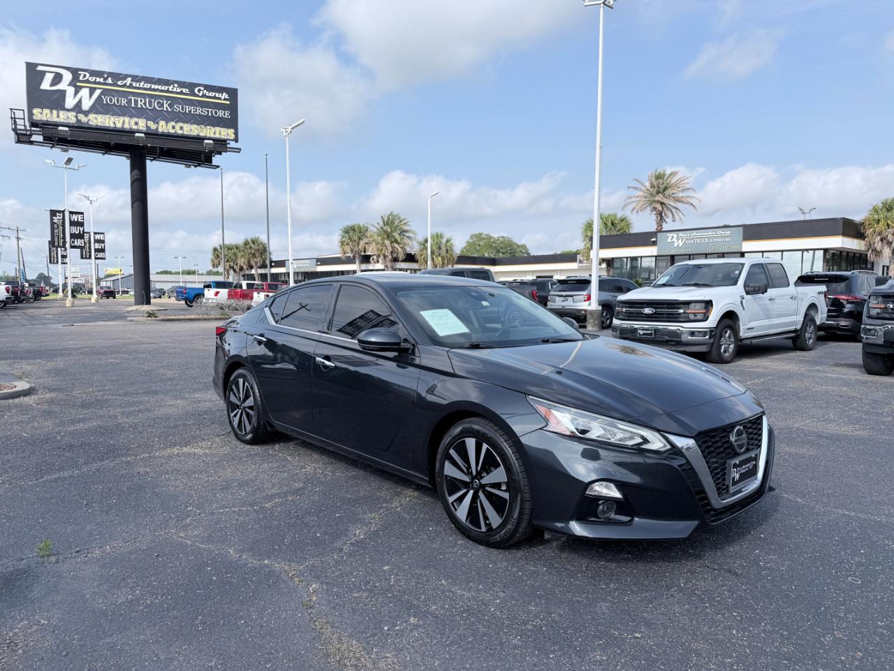 Nissan Altima 2.5 SV Sedan 2019