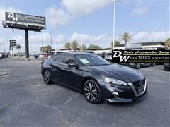 2019 Nissan Altima 