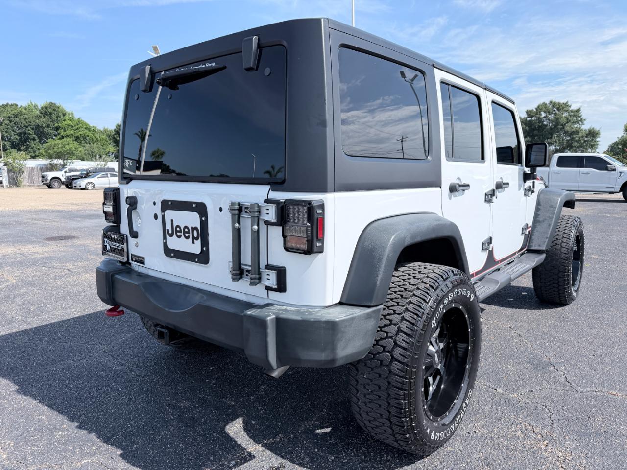 Jeep Wrangler Unlimited 4WD 4dr Sport 2016