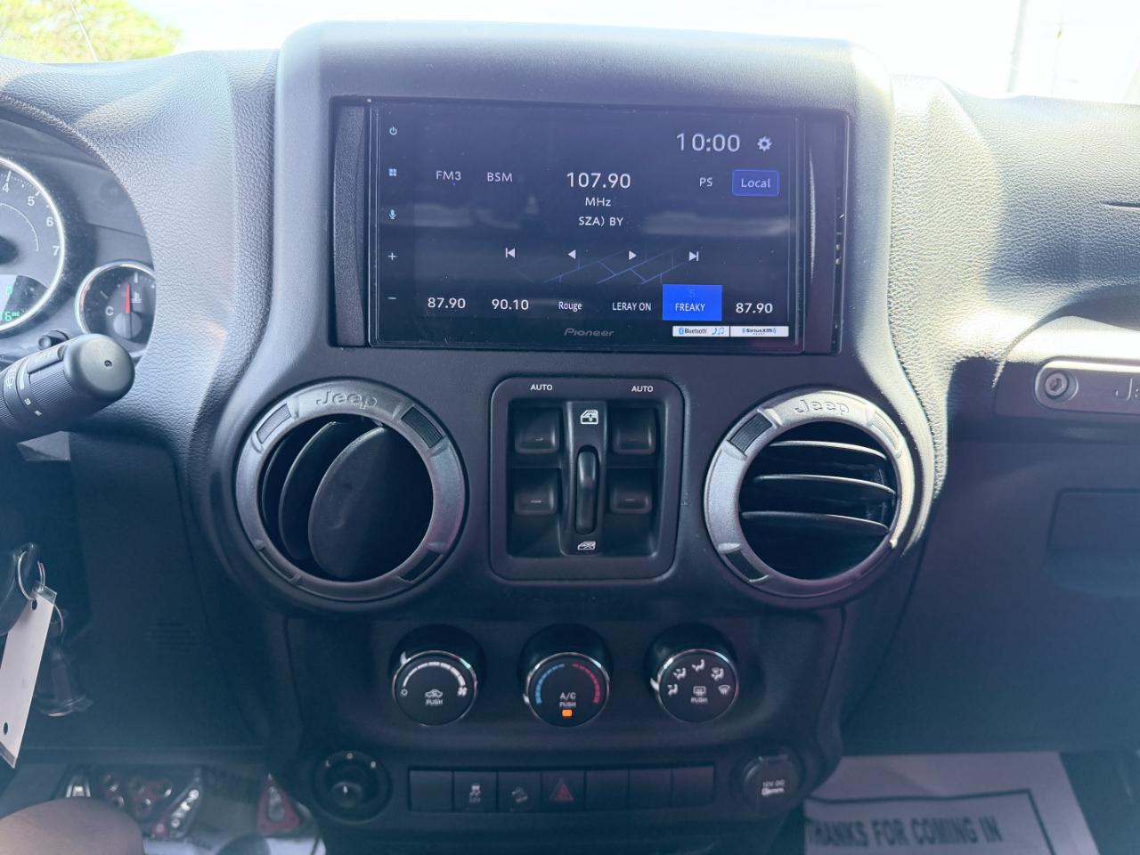 Jeep Wrangler Unlimited 4WD 4dr Sport 2016