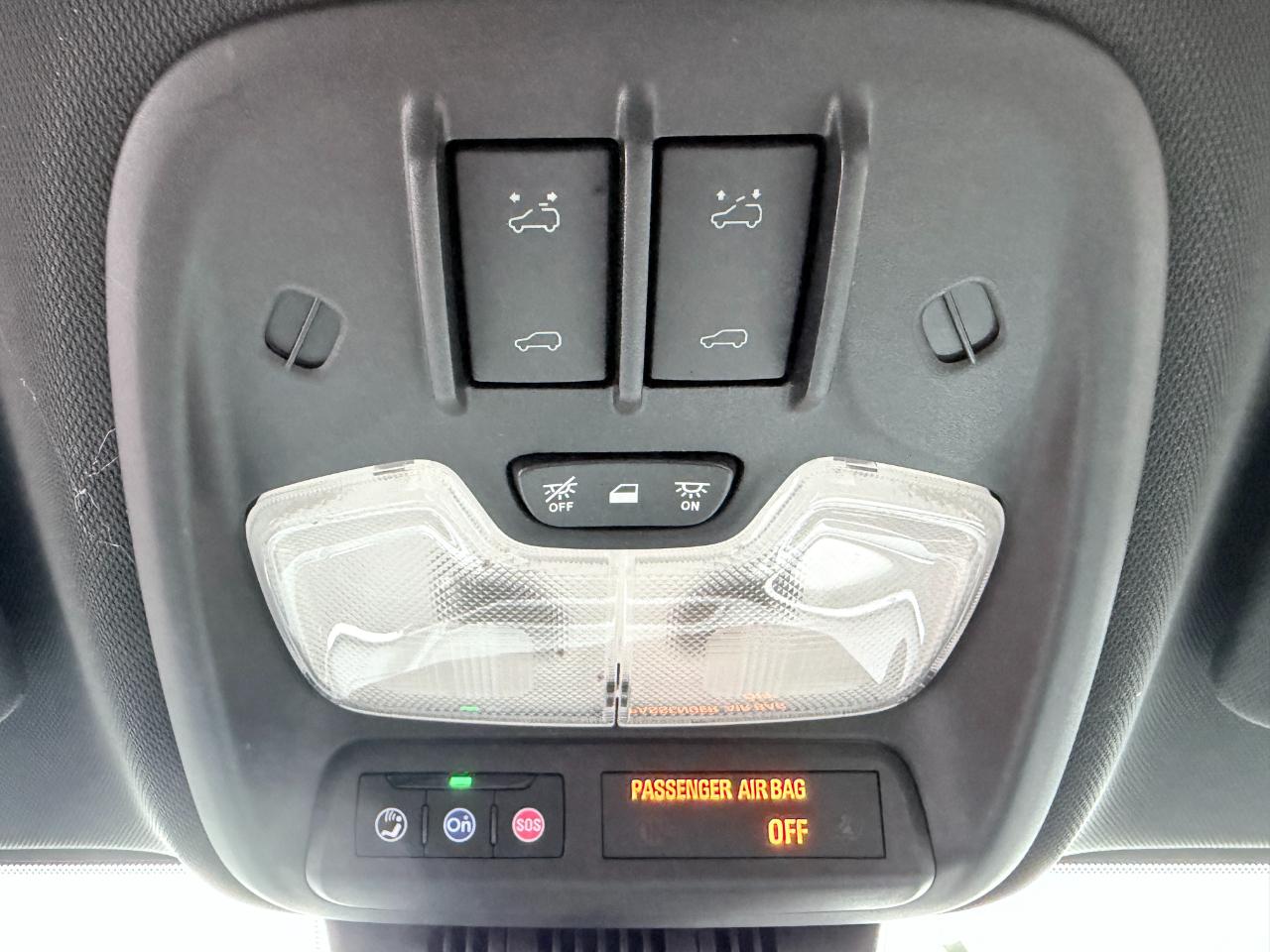GMC Canyon 4WD Crew Cab AT4X 2023