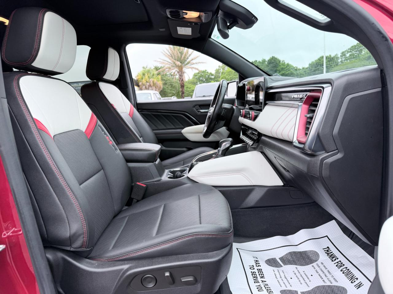 GMC Canyon 4WD Crew Cab AT4X 2023