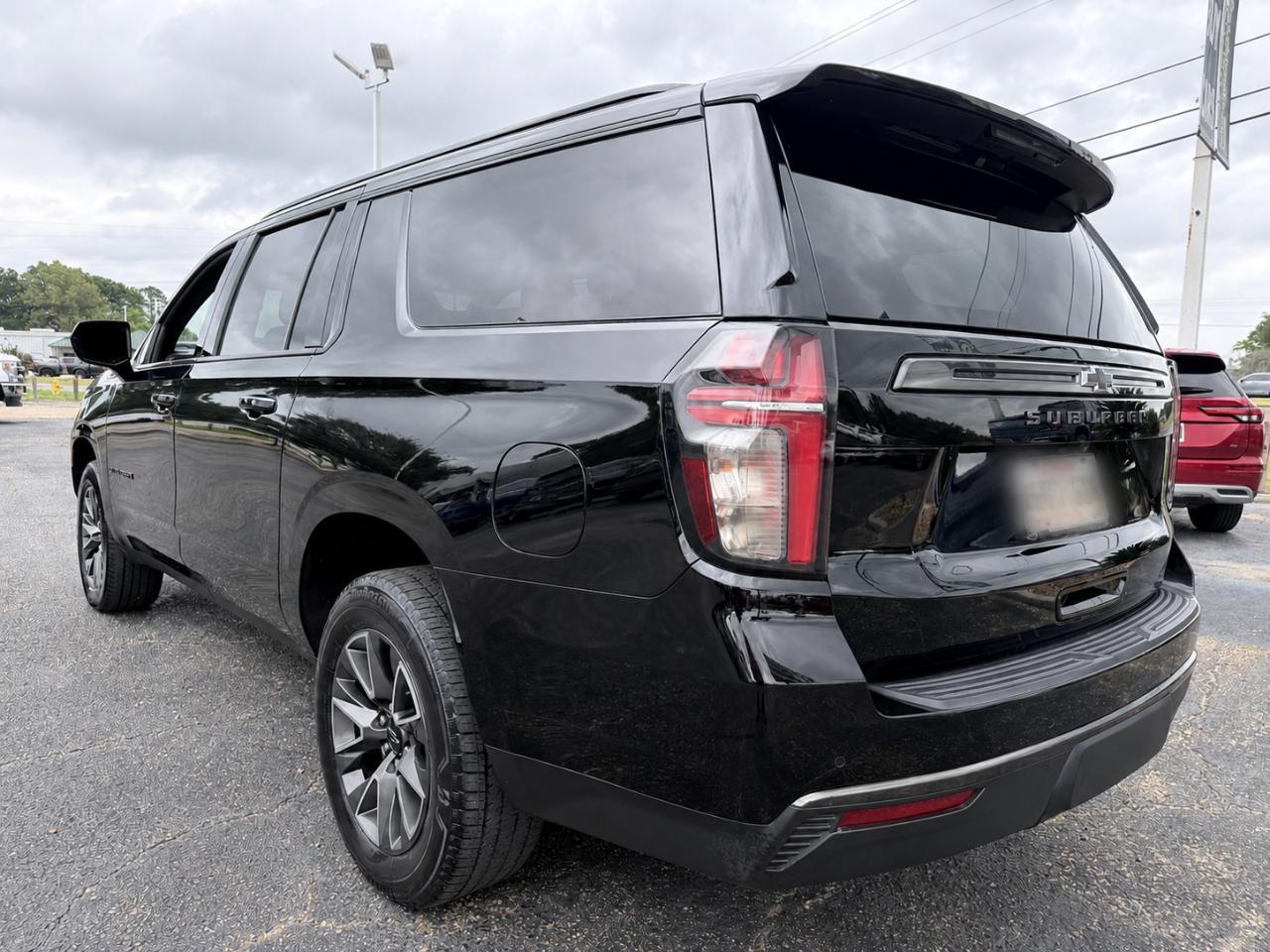 Chevrolet Suburban 4WD 4dr Z71 2022
