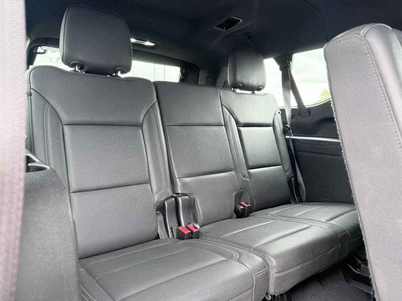 Chevrolet Suburban 4WD 4dr Z71 2022
