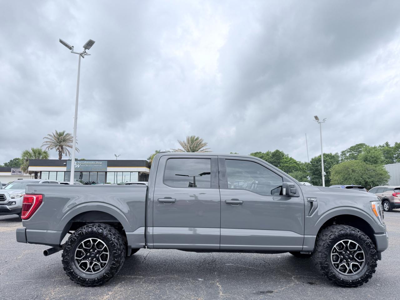 Ford F-150 XLT 4WD SuperCrew 5.5' Box 2021