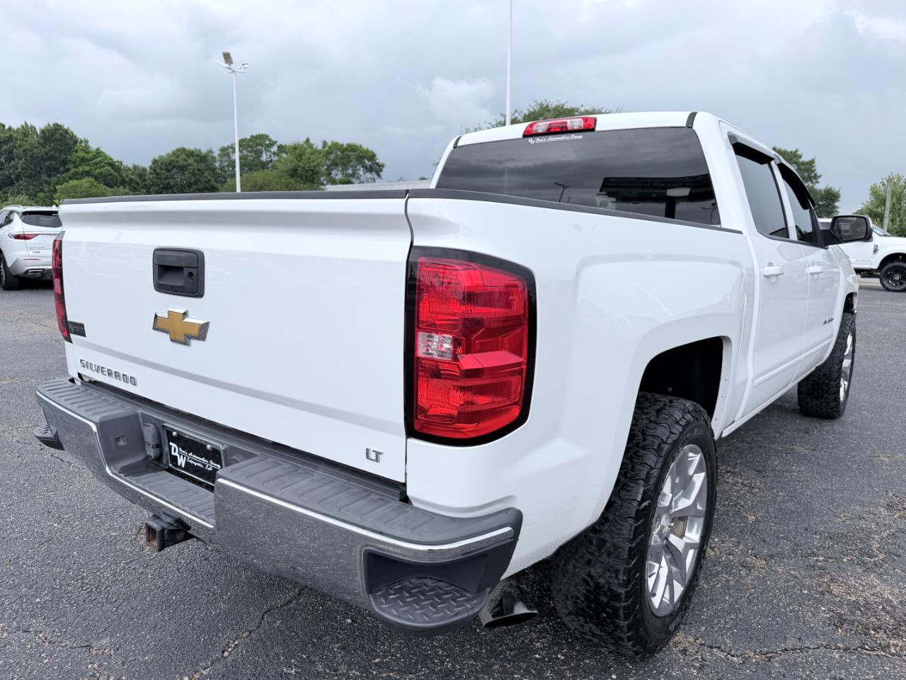 Chevrolet Silverado 1500 2WD Crew Cab 143.5" LT w/1LT 2016