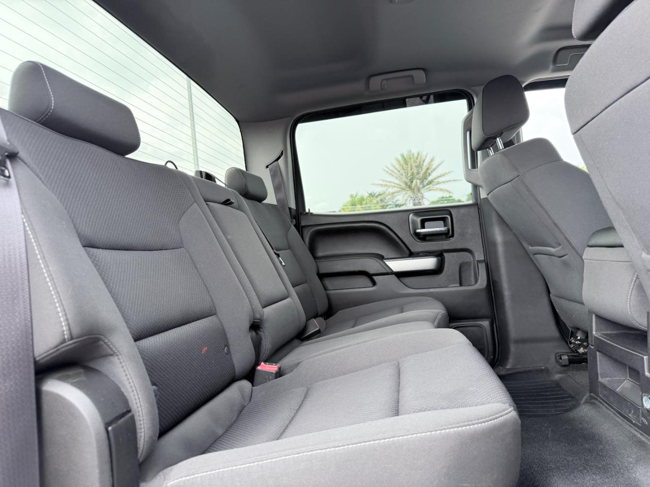 Chevrolet Silverado 1500 2WD Crew Cab 143.5" LT w/1LT 2016