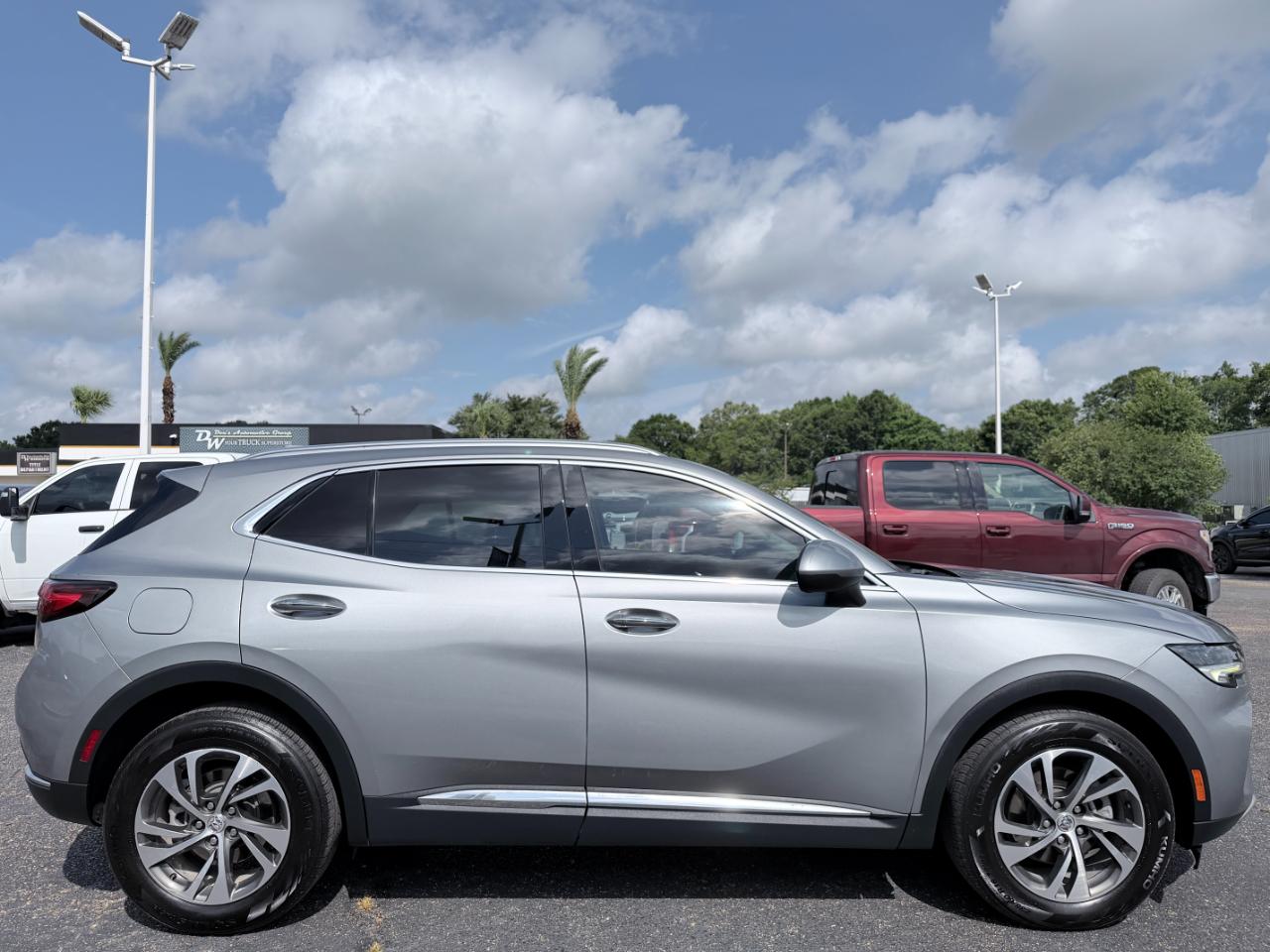 Buick Envision FWD 4dr Essence 2023