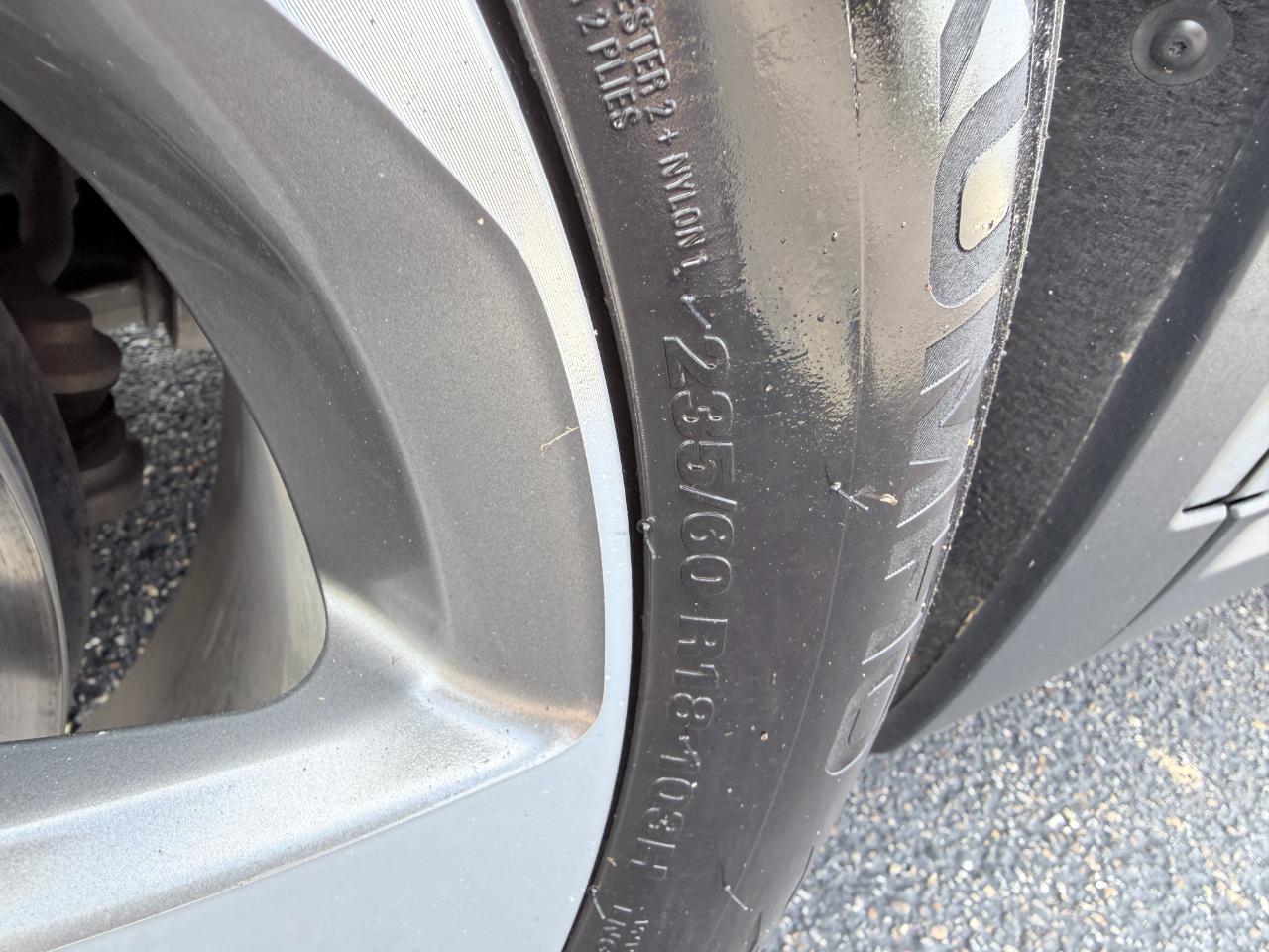 Buick Envision FWD 4dr Essence 2023