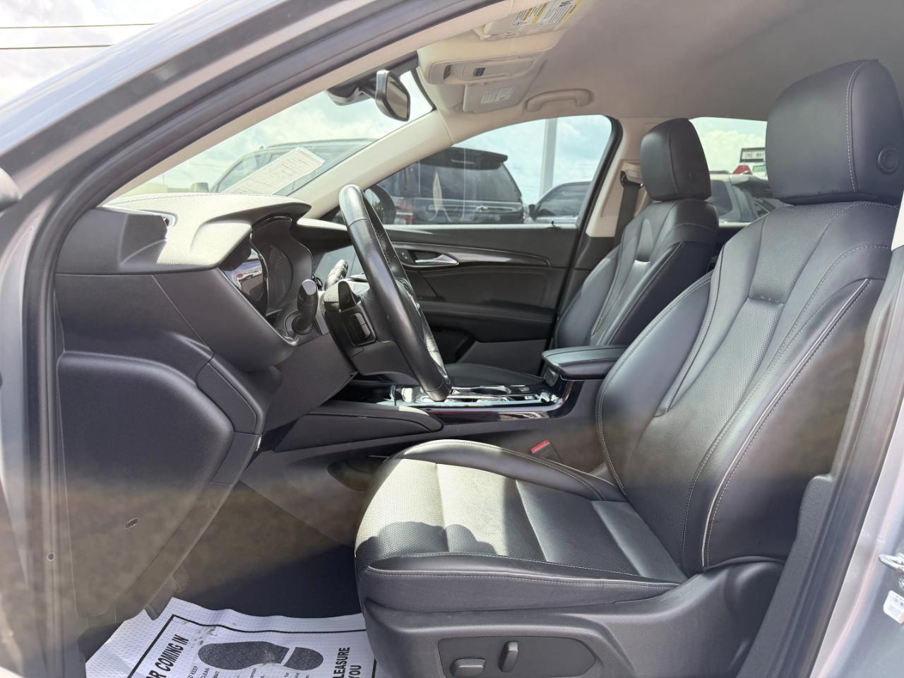 Buick Envision FWD 4dr Essence 2023