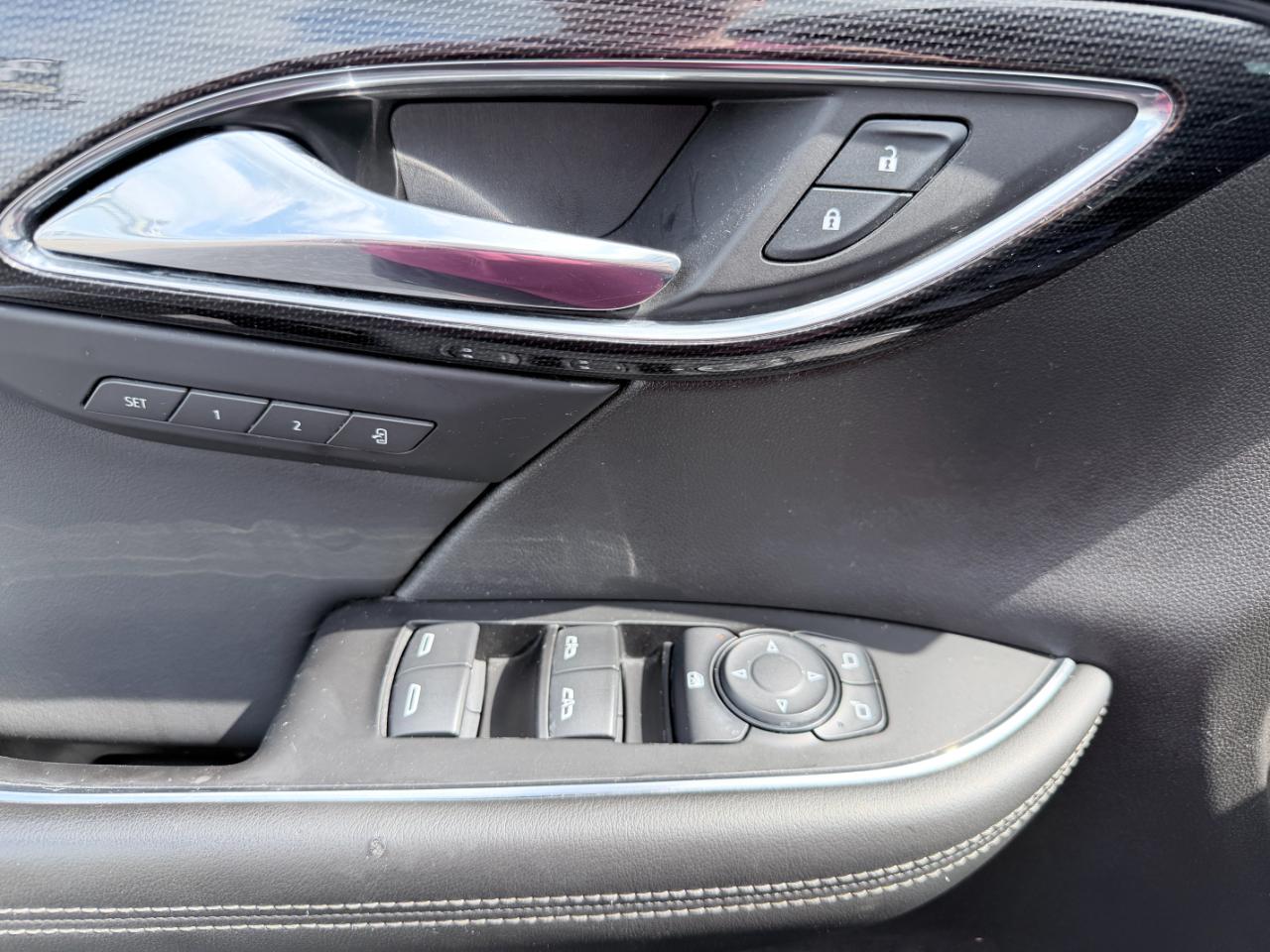 Buick Envision FWD 4dr Essence 2023