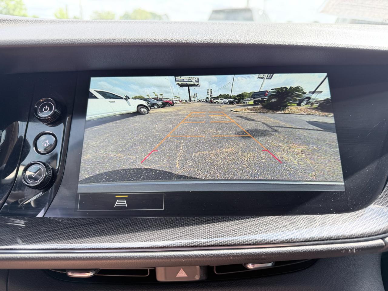 Buick Envision FWD 4dr Essence 2023