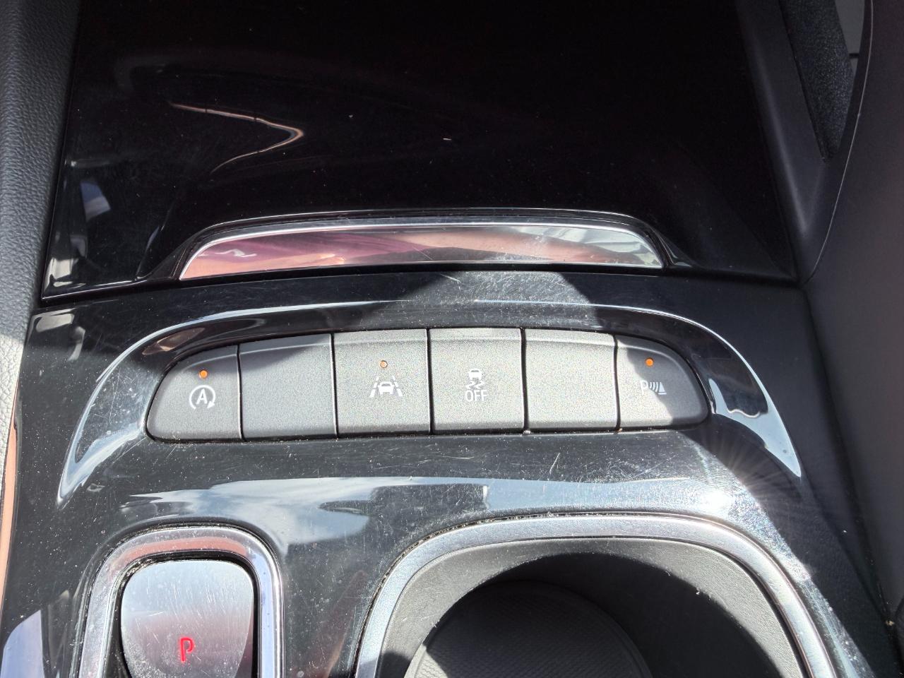 Buick Envision FWD 4dr Essence 2023