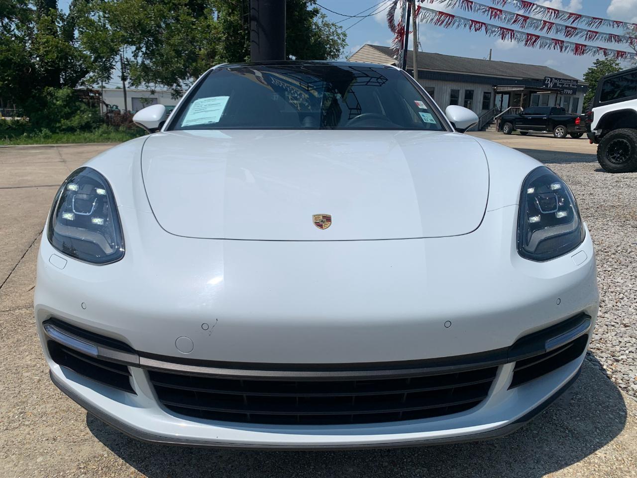 Porsche Panamera RWD 2018