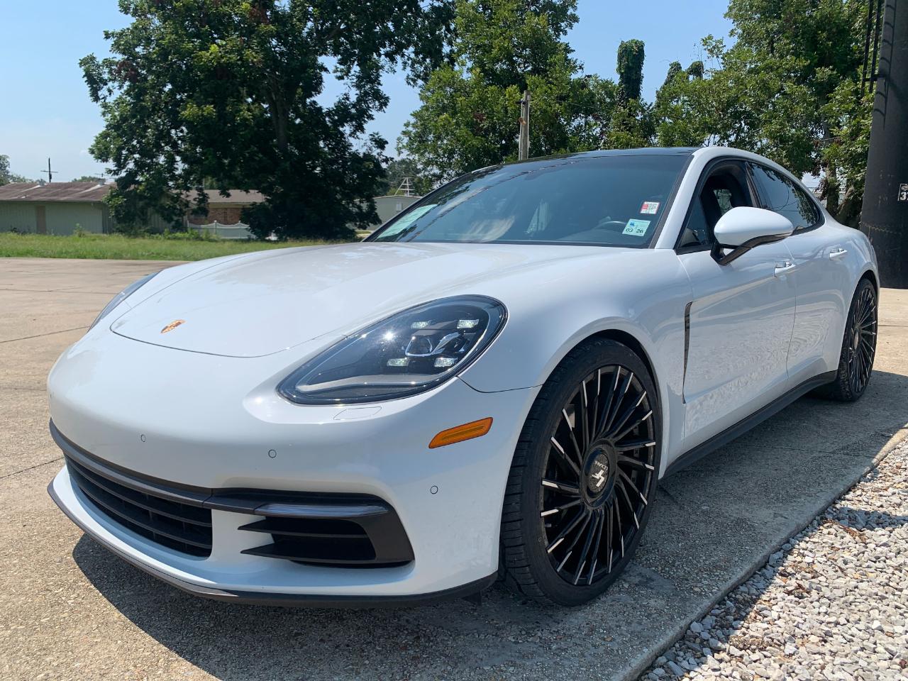 Porsche Panamera RWD 2018