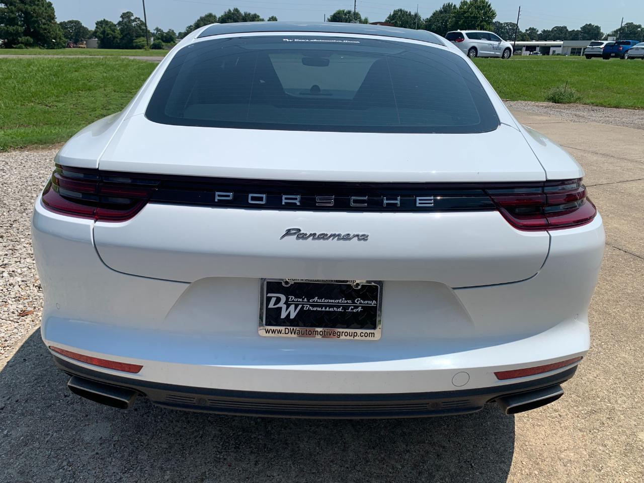 Porsche Panamera RWD 2018