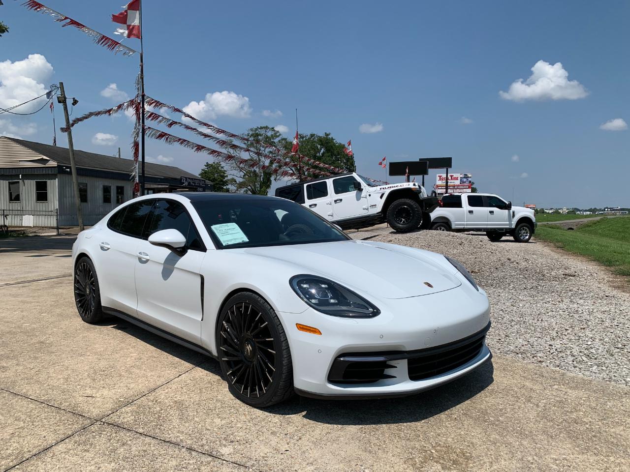 Porsche Panamera RWD 2018