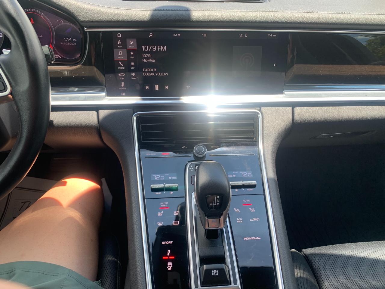 Porsche Panamera RWD 2018