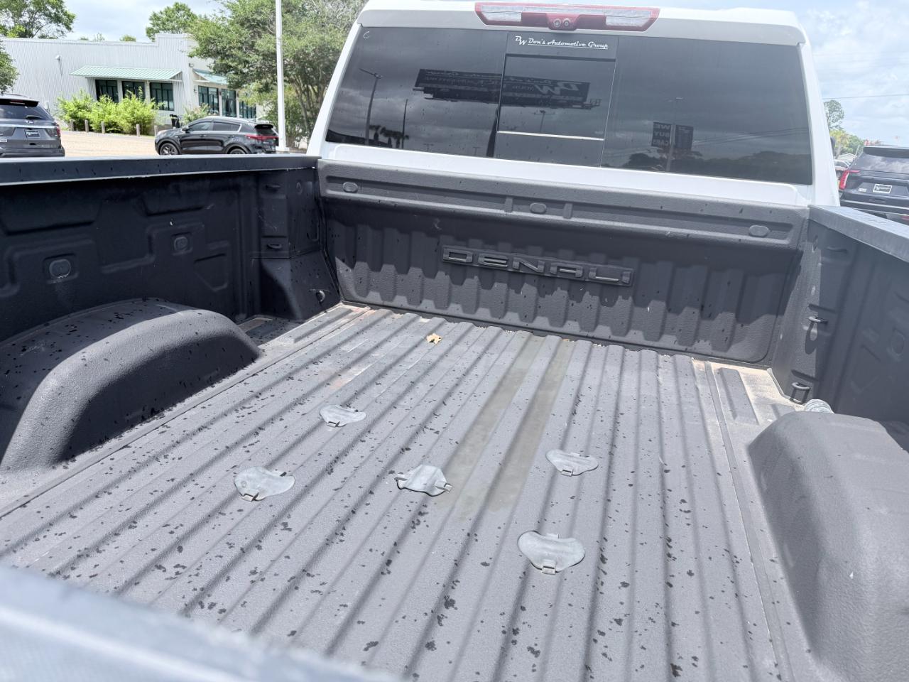 GMC Sierra 2500HD 4WD Crew Cab 159" Denali 2022