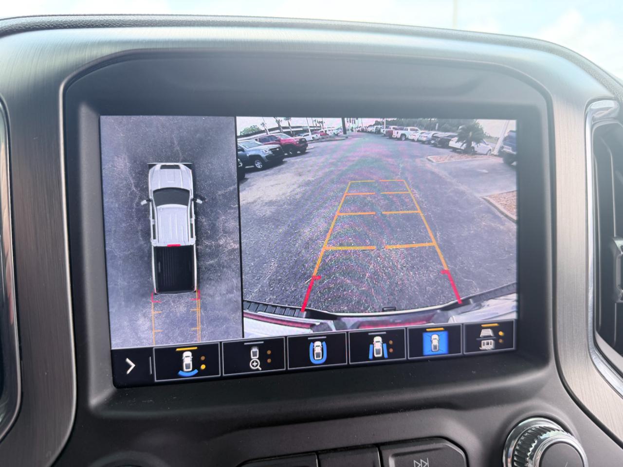 GMC Sierra 2500HD 4WD Crew Cab 159" Denali 2022