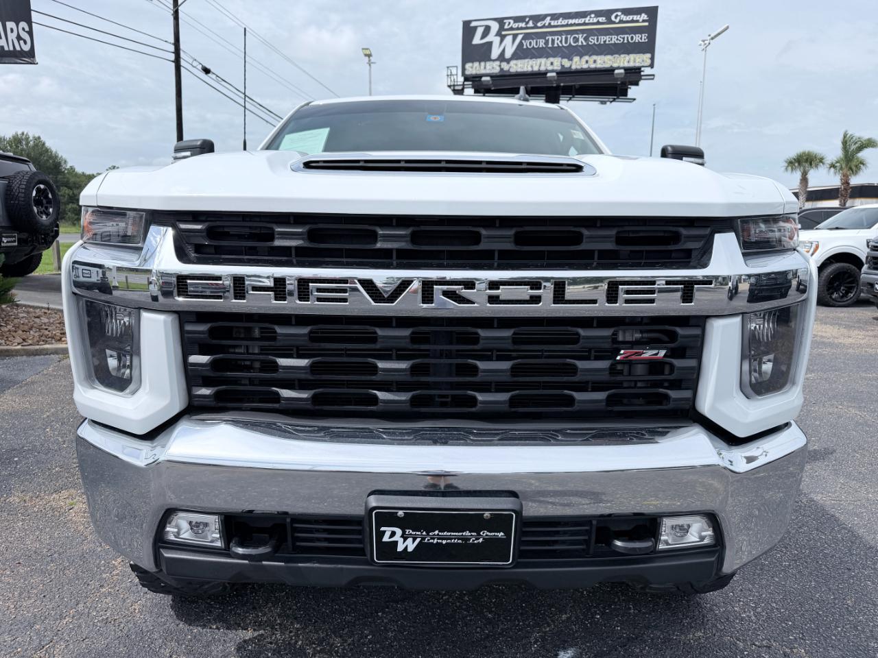 Chevrolet Silverado 2500HD 4WD Crew Cab 159" LT 2023