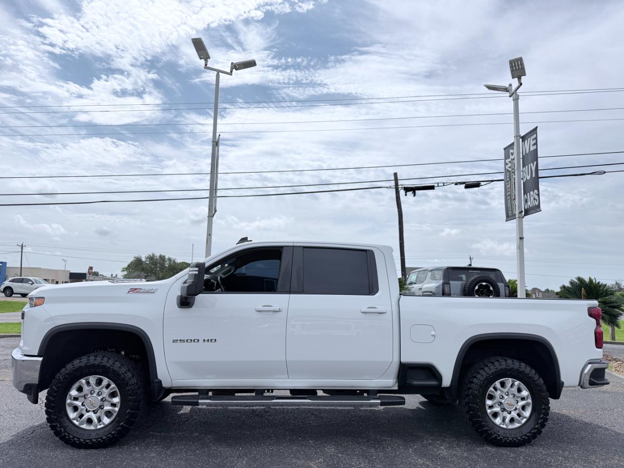 Chevrolet Silverado 2500HD 4WD Crew Cab 159" LT 2023