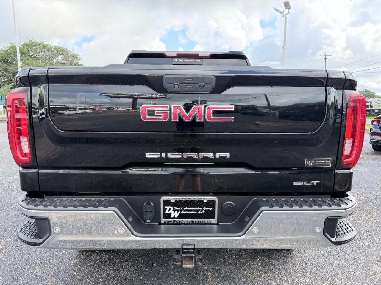 GMC Sierra 1500 4WD Crew Cab 147" SLT 2020
