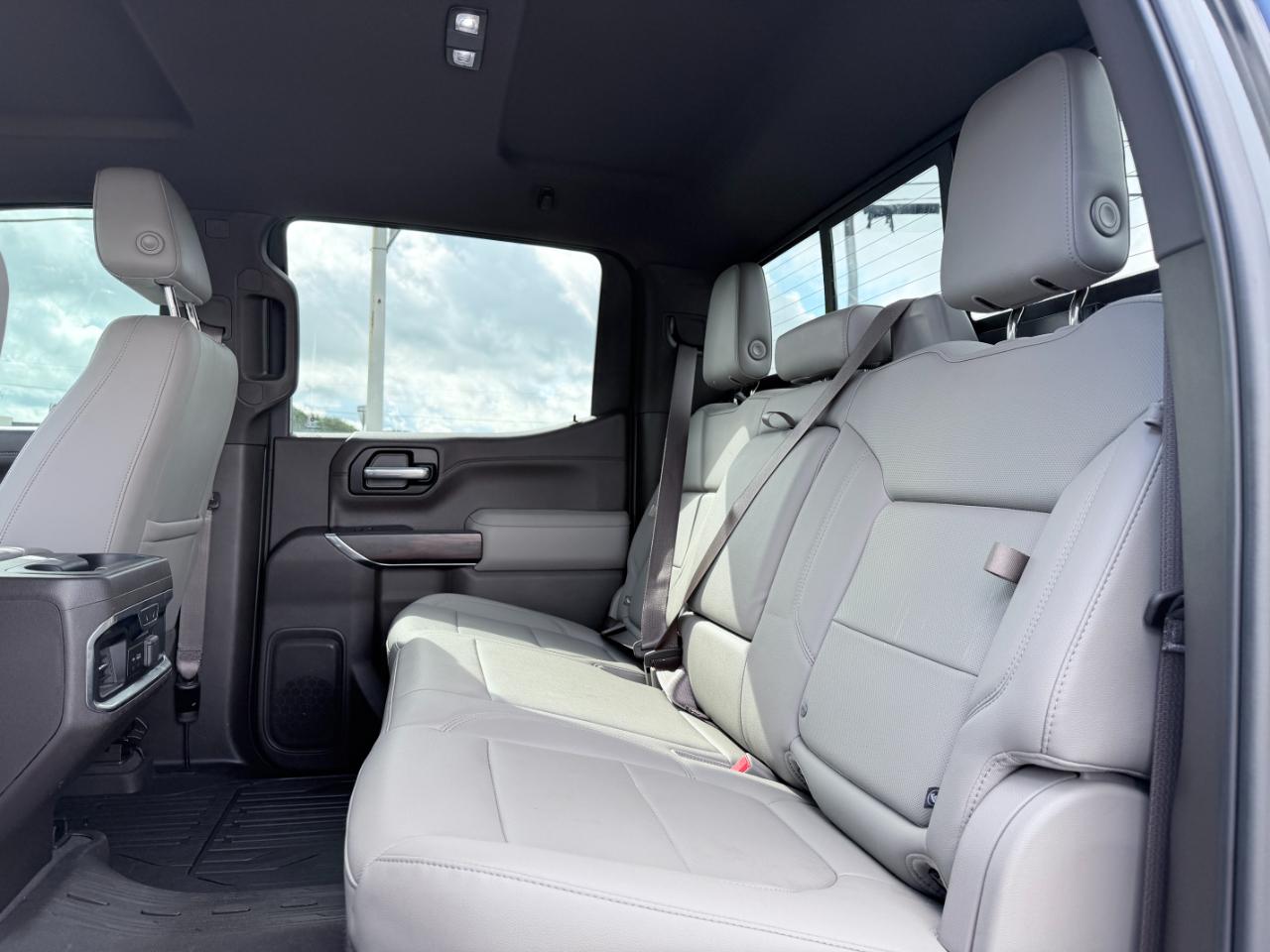 GMC Sierra 1500 4WD Crew Cab 147" SLT 2020