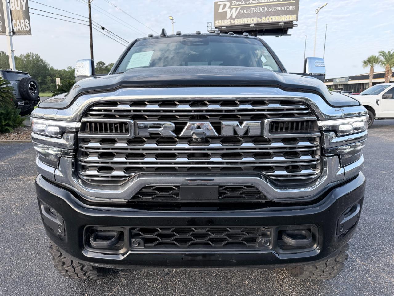 2025 RAM 3500 Limited/Longhorn 4X4 Crew Cab LWB's photo