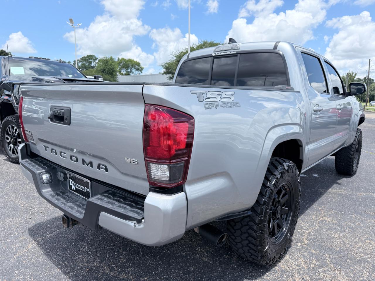 Toyota Tacoma 4WD TRD Off Road Double Cab 5' Bed V6 MT (Natl) 2023