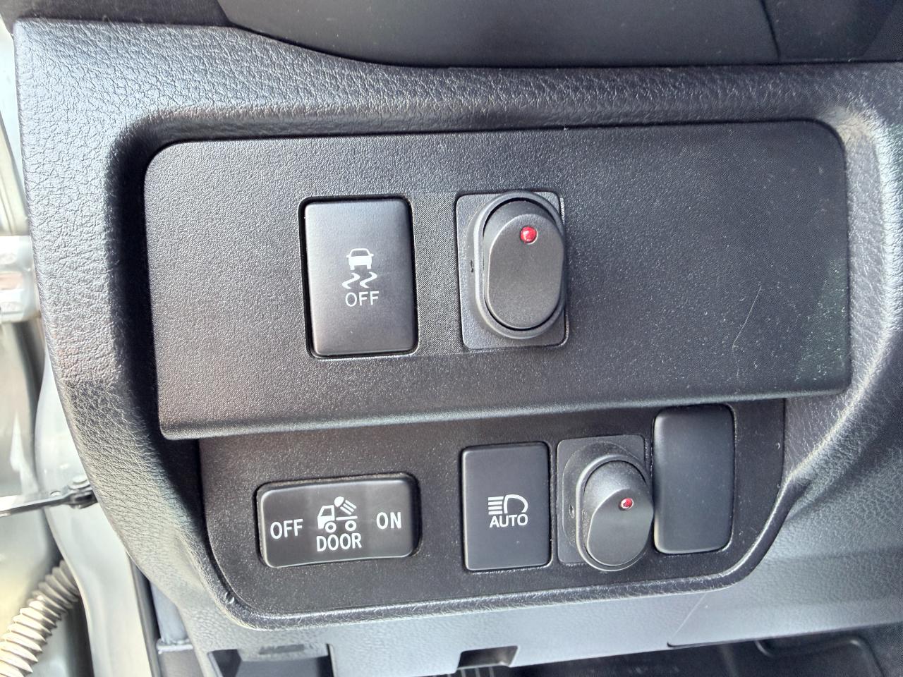 Toyota Tacoma 4WD TRD Off Road Double Cab 5' Bed V6 MT (Natl) 2023