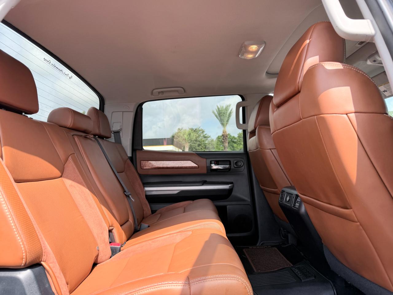 Toyota Tundra 4WD 1794 Edition CrewMax 5.5' Bed 5.7L FFV (Natl) 2017