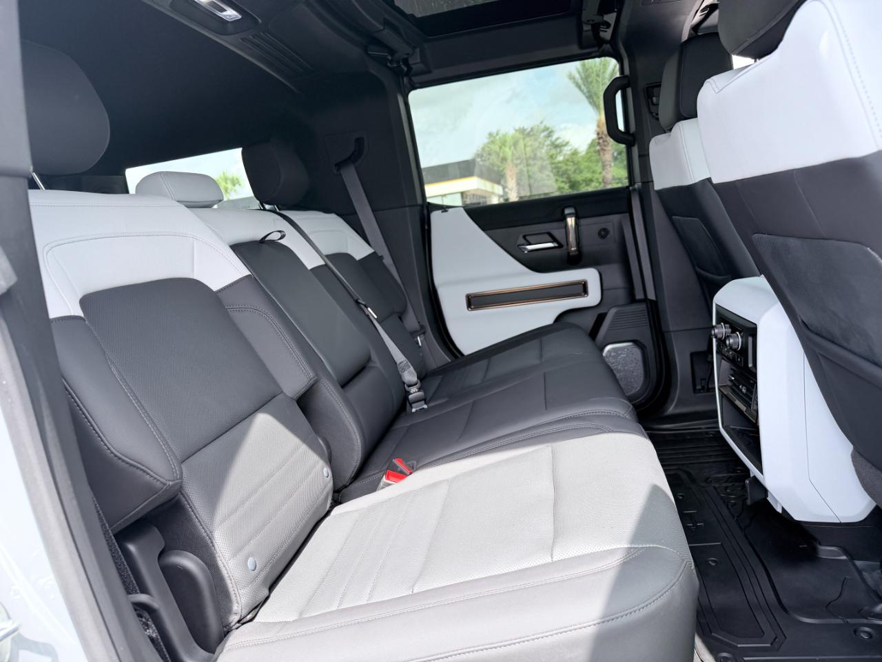 GMC HUMMER EV SUV e4WD 4dr 3X 2024