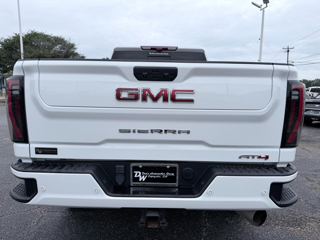 GMC Sierra 2500HD 4WD Crew Cab 159" AT4 2024