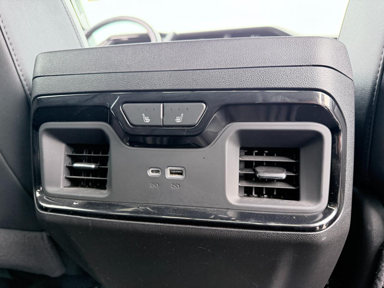 GMC Sierra 2500HD 4WD Crew Cab 159" AT4 2024