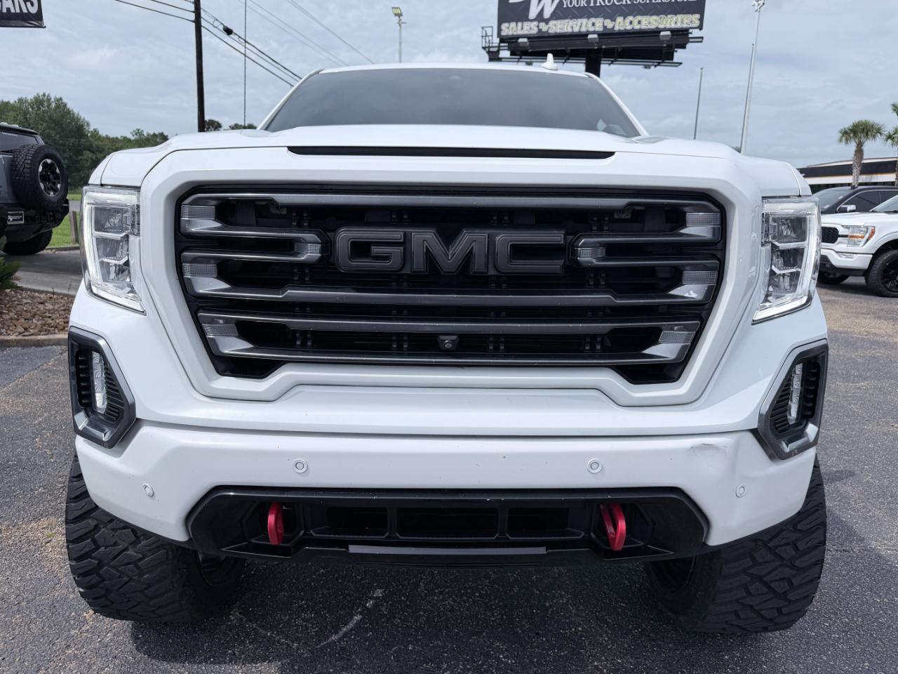 GMC Sierra 1500 4WD Crew Cab 147" AT4 2021