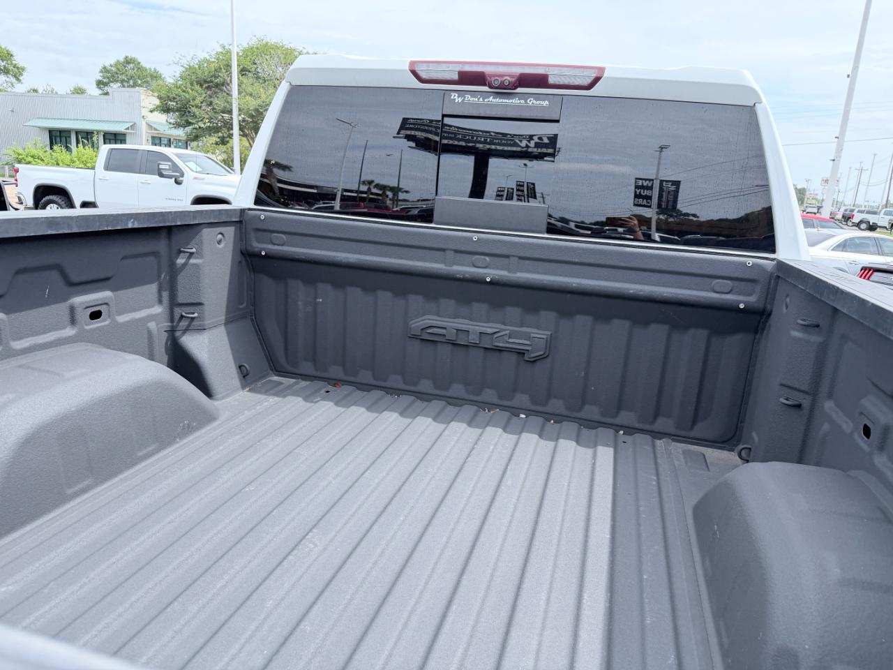 GMC Sierra 1500 4WD Crew Cab 147" AT4 2021