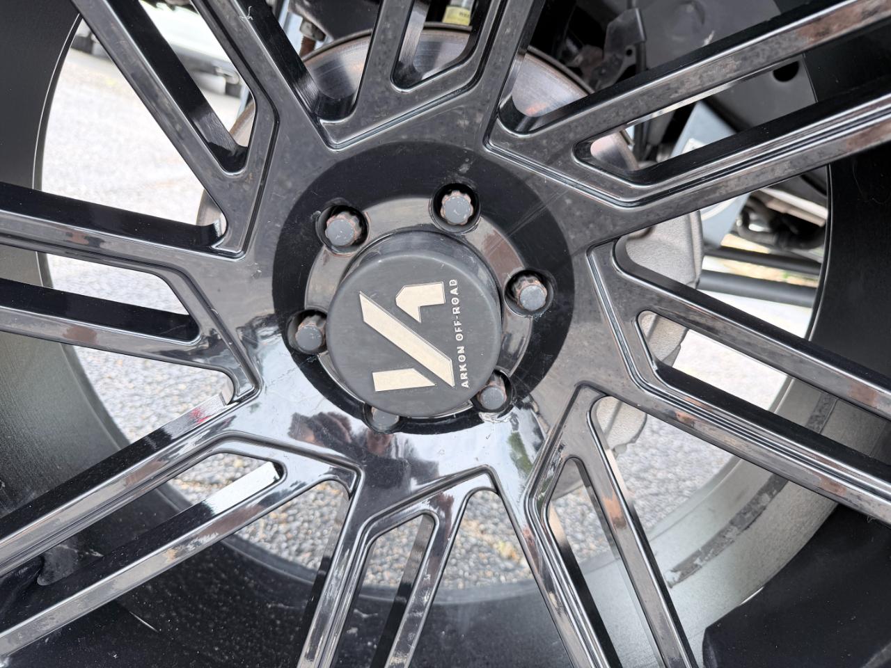 GMC Sierra 1500 4WD Crew Cab 147" AT4 2021