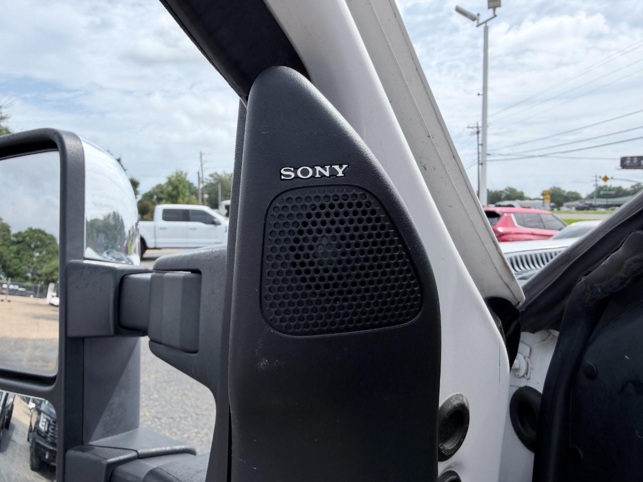 Ford Super Duty F-250 SRW 4WD Crew Cab 156" Lariat 2014