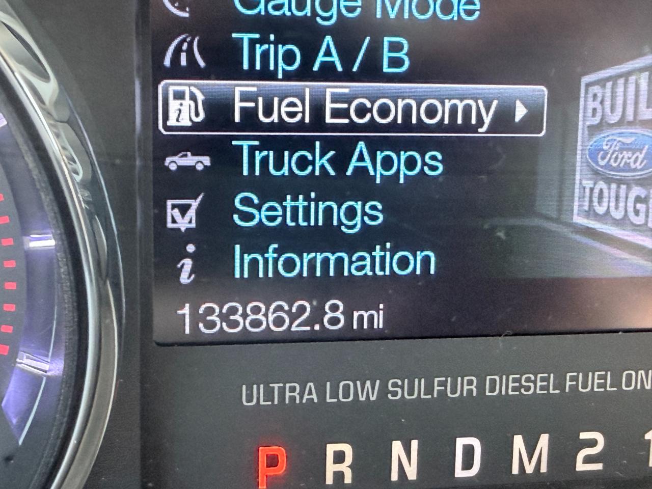 Ford Super Duty F-250 SRW 4WD Crew Cab 156" Lariat 2014
