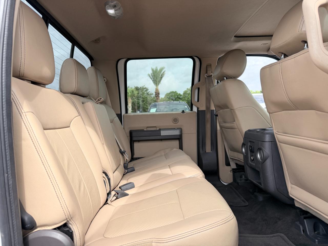 Ford Super Duty F-250 SRW 4WD Crew Cab 156" Lariat 2014