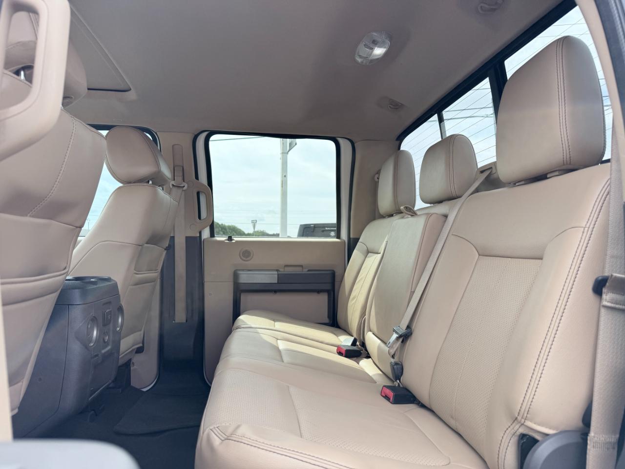 Ford Super Duty F-250 SRW 4WD Crew Cab 156" Lariat 2014
