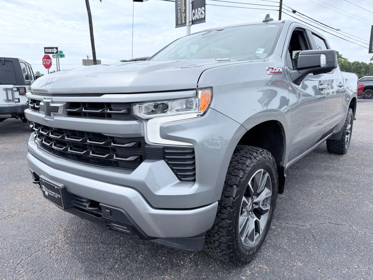 Chevrolet Silverado 1500 4WD Crew Cab 147" RST 2023