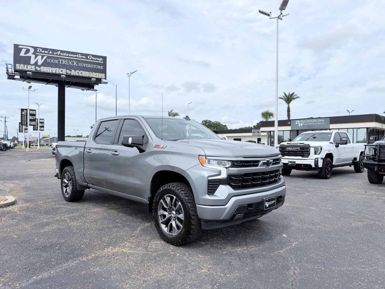 Chevrolet Silverado 1500 4WD Crew Cab 147" RST 2023