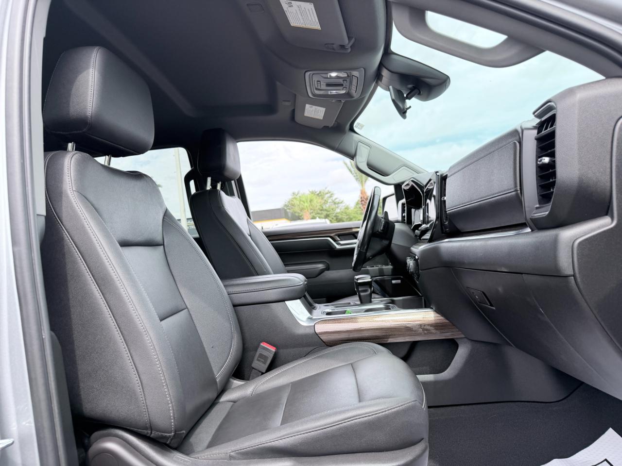Chevrolet Silverado 1500 4WD Crew Cab 147" RST 2023