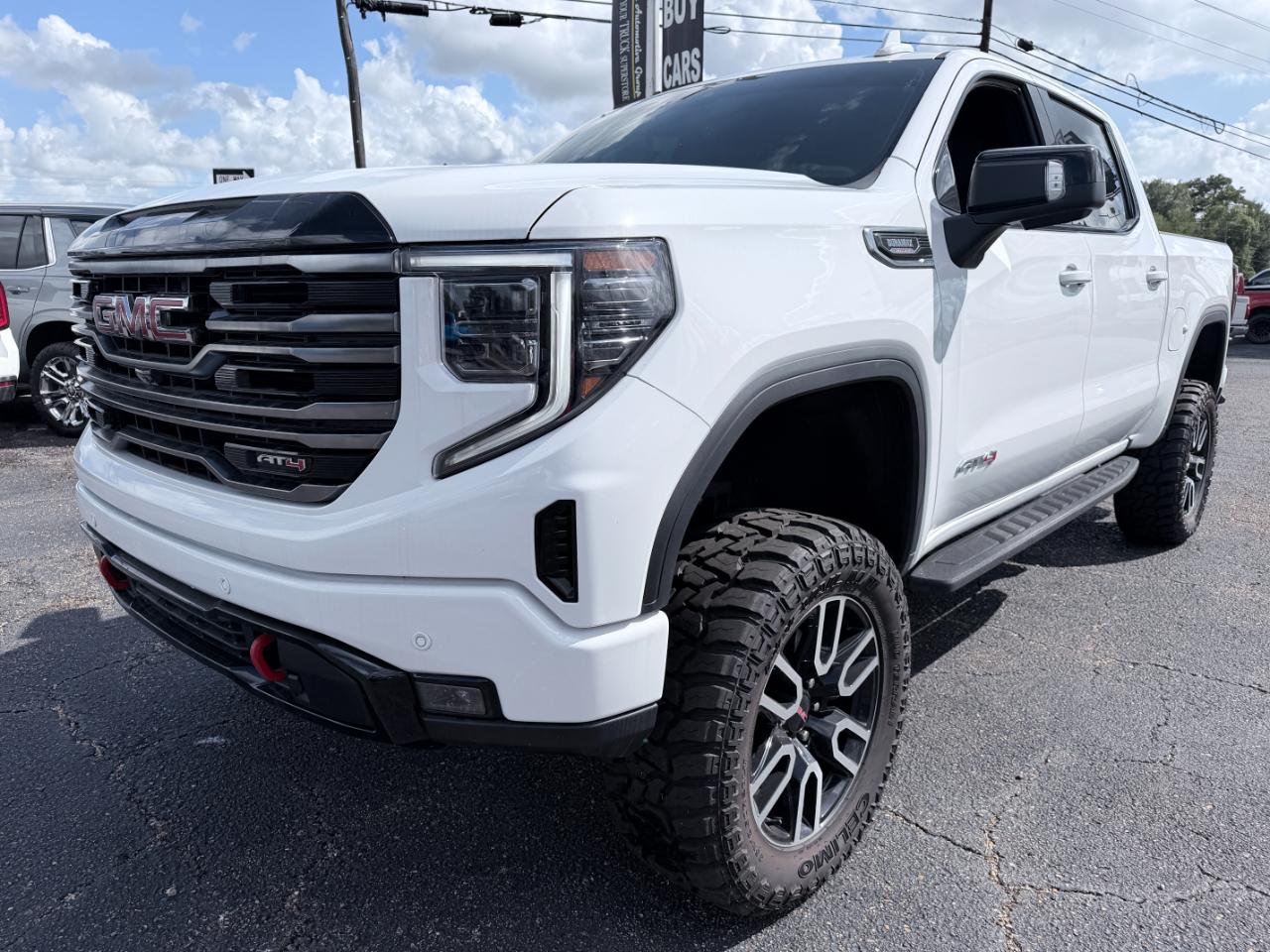 GMC Sierra 1500 4WD Crew Cab 147" AT4 2026