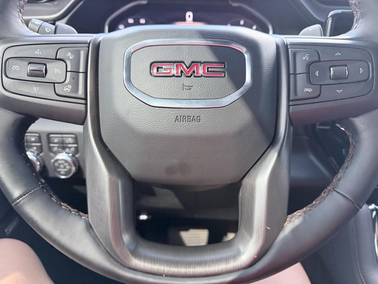GMC Sierra 1500 4WD Crew Cab 147" AT4 2026